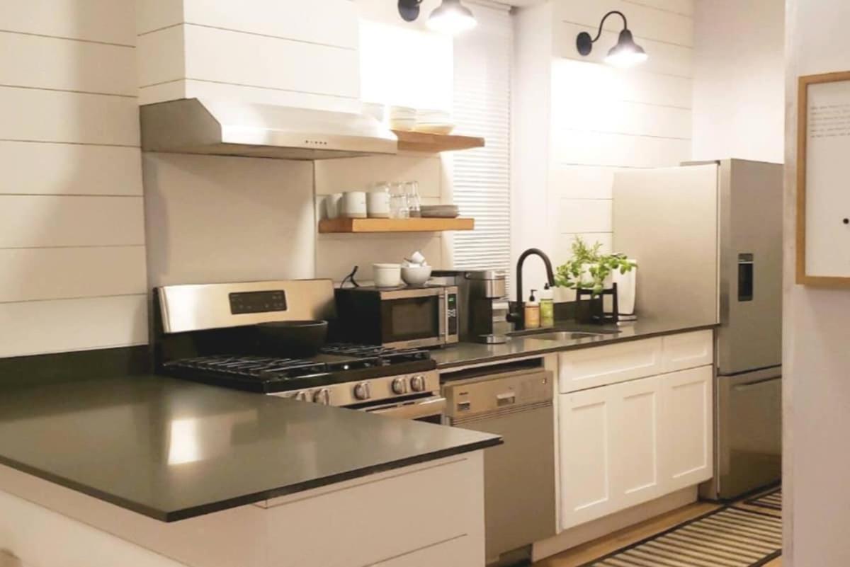 Modern 2Br With Patio & Cozy Space Чикаго Экстерьер фото